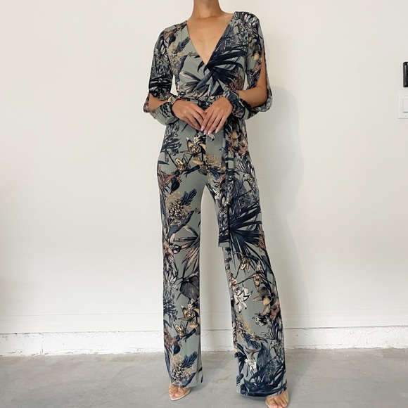 Sage navy pink floral jumpsuit - Picture 3 of 5